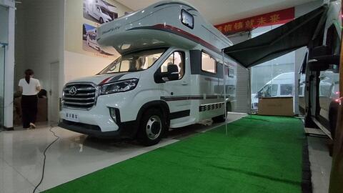 国产c10房车内部视频,舒适生活尽在掌握